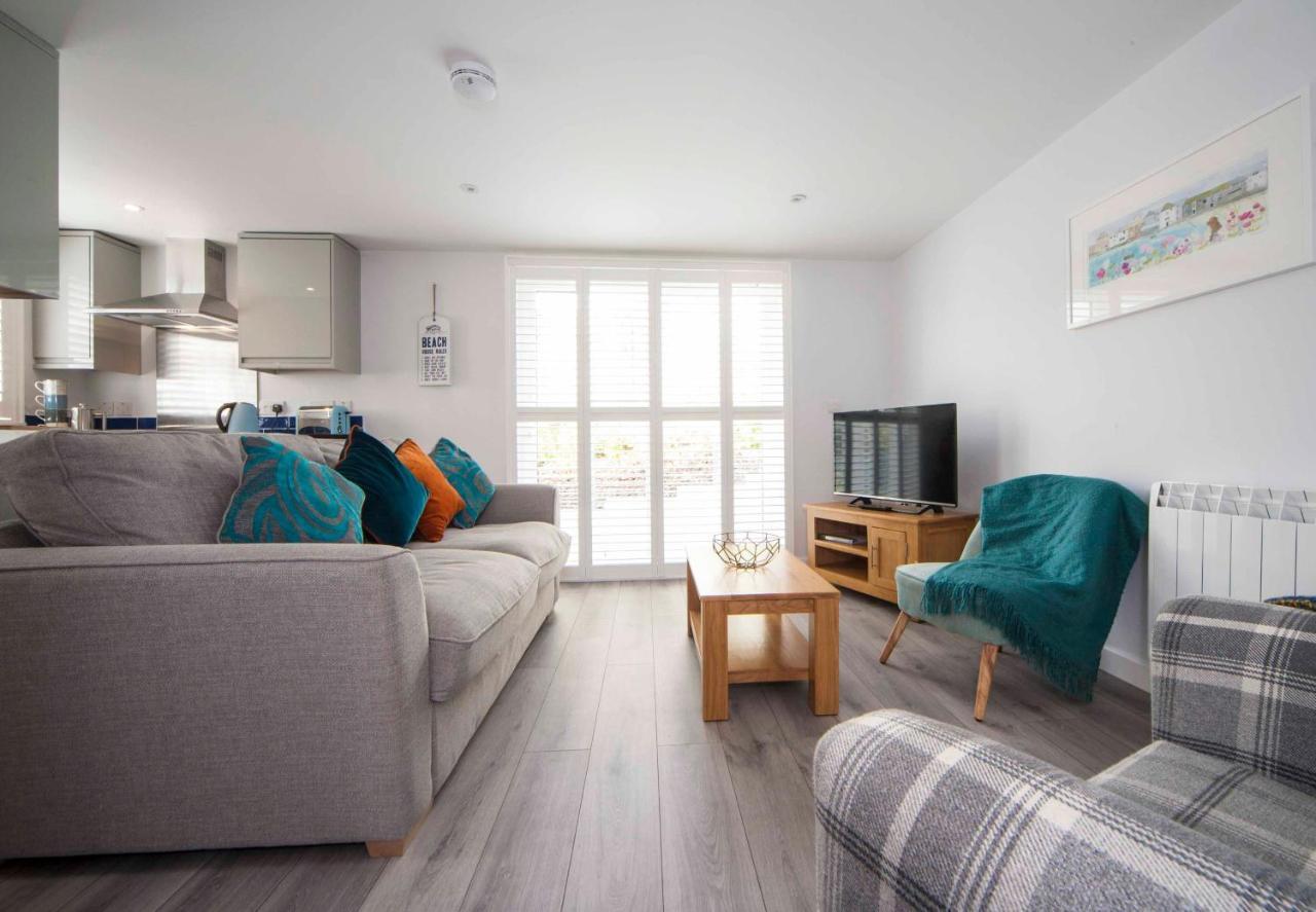 Mawgan Porth Apartments Extérieur photo