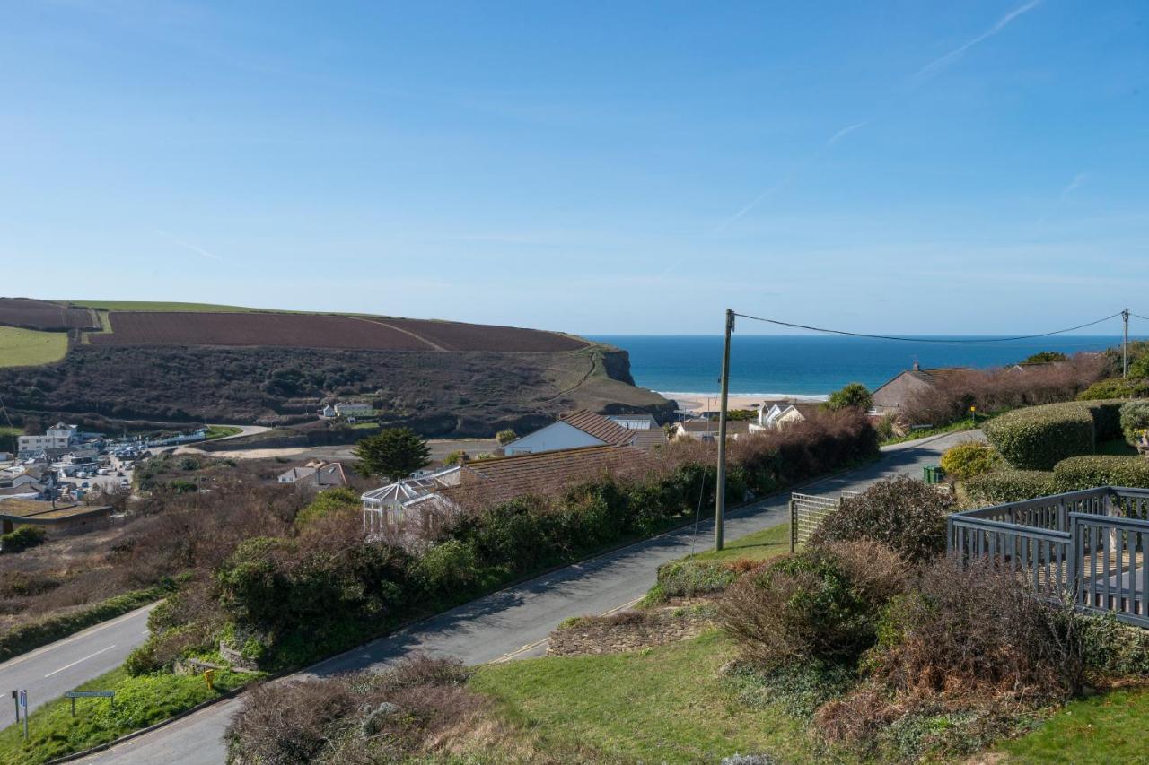 Mawgan Porth Apartments Extérieur photo
