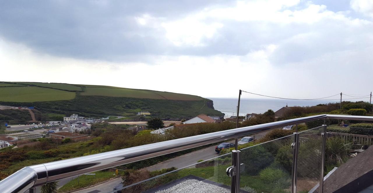 Mawgan Porth Apartments Extérieur photo