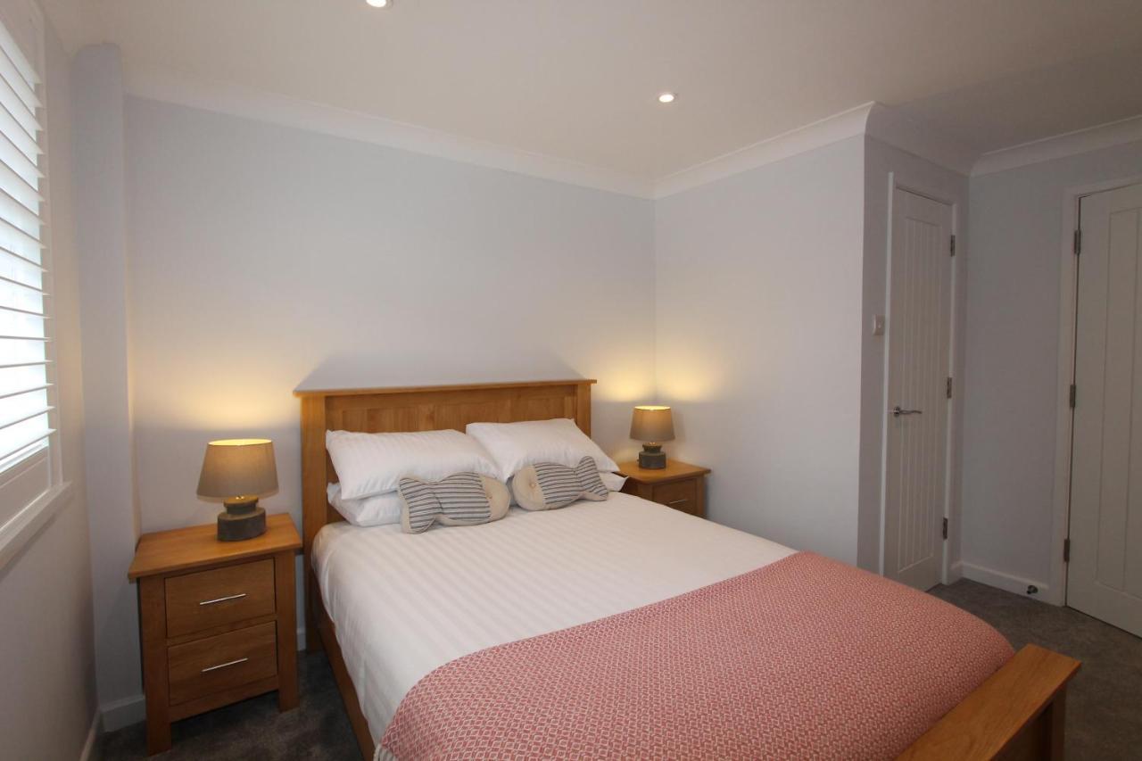 Mawgan Porth Apartments Extérieur photo