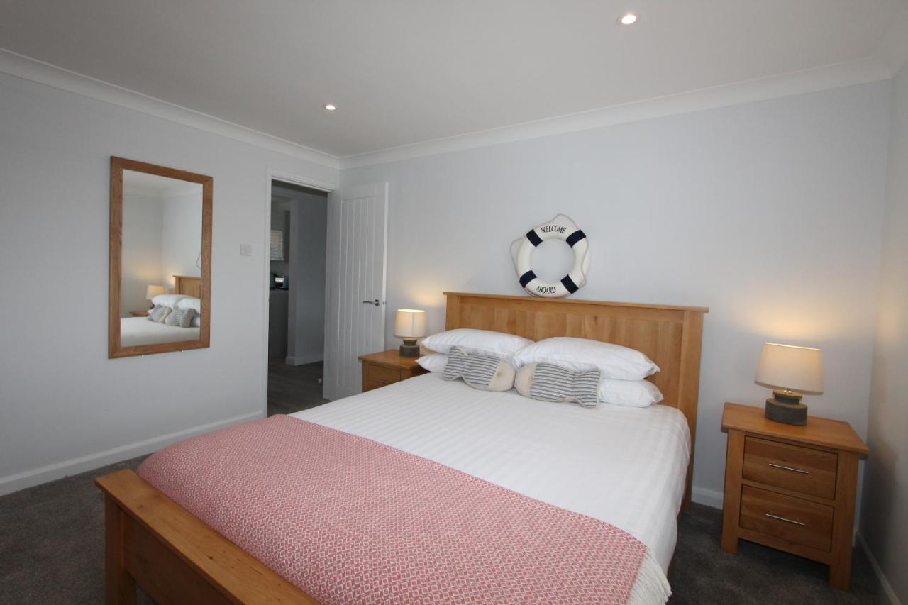 Mawgan Porth Apartments Extérieur photo